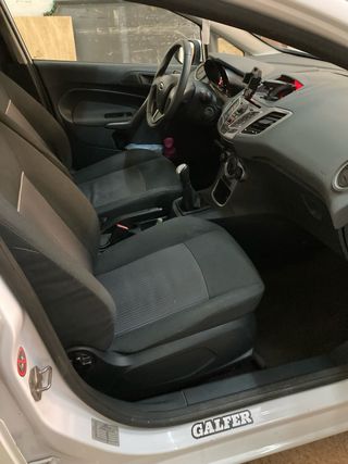 FORD FIESTA MUY CUIDADO