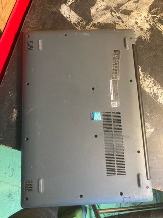 Lote 4 Portátiles Lenovo y Thomson