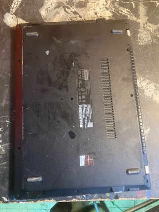 Lote 4 Portátiles Lenovo y Thomson