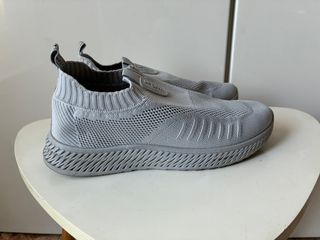 Deportivas grises mujer talla 40