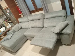 Sofá 4 plazas chaise longue derecha. Tela lavable.