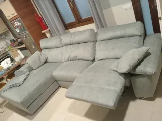 Sofá 4 plazas chaise longue derecha. Tela lavable.