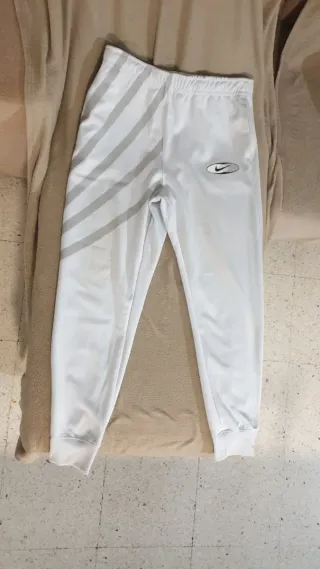 Pantalón chándal Nike hombre blanco
