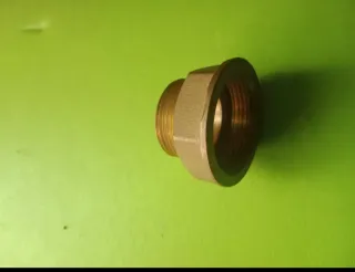 Lote Fontanería  de Codos, Válvulas y Reductores