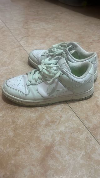 Nike Dunk Blancas