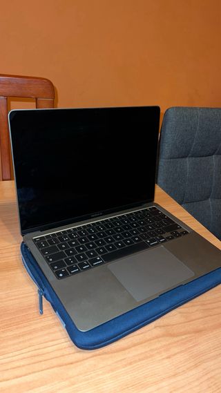 MacBook Air M1 Plata/Gris Espacial