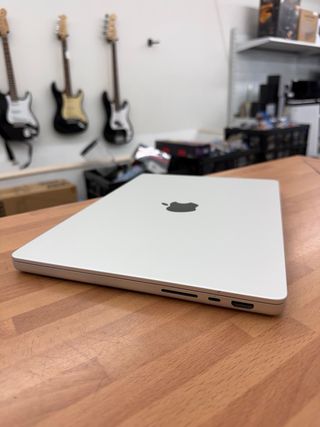MacBook Pro M1 Pro 16GB RAM 500GB SSD