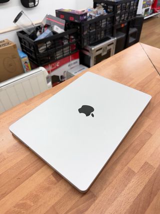 MacBook Pro M1 Pro 16GB RAM 500GB SSD