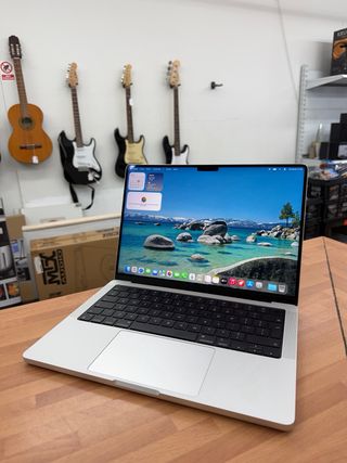MacBook Pro M1 Pro 16GB RAM 500GB SSD