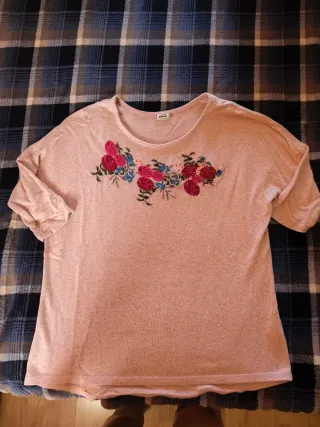 Jersey rosa bordado flores