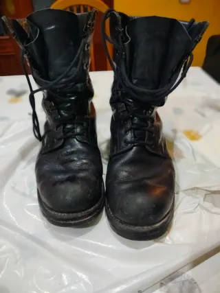 Botas militares Iturri Talla 43 Negras