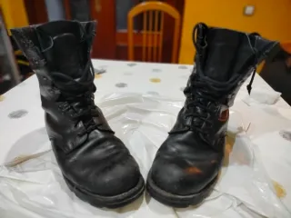 Botas militares Iturri Talla 43 Negras