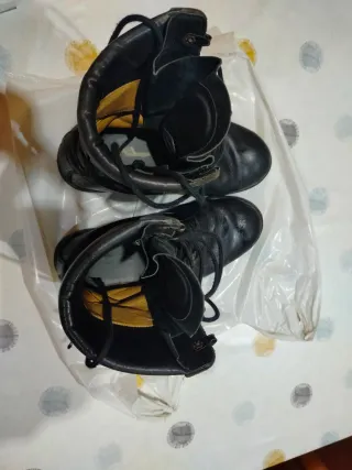 Botas militares Iturri Talla 43 Negras