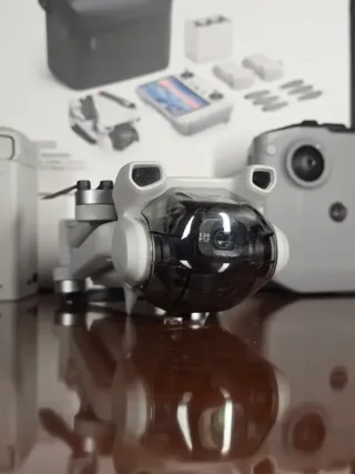 Dron DJI Mini 3 Fly More Combo