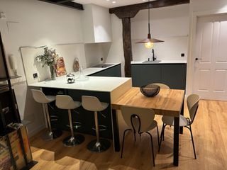 2 Taburetes de Cocina Extensibles Blancos