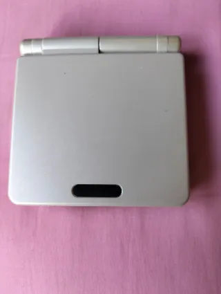 Nintendo Game Boy Advance SP Plata modelo AGS 101