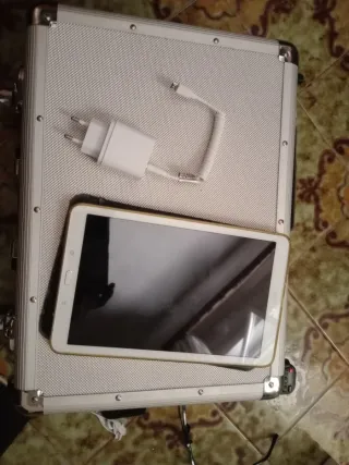 Tablet Samsung Wi-Fi bianco