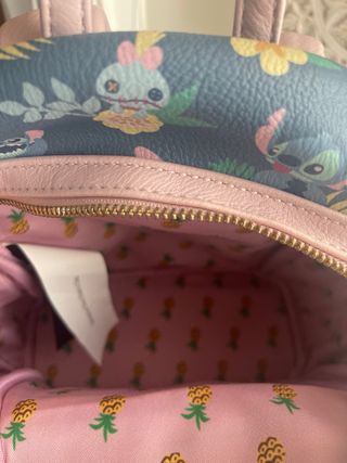 Mochila Disney Loungefly Stitch Floral