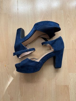 Tacones azul marino