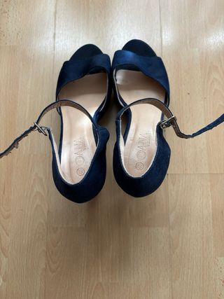 Tacones azul marino
