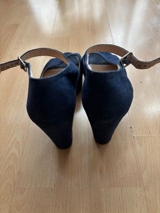Tacones azul marino