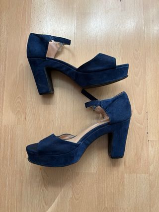 Tacones azul marino