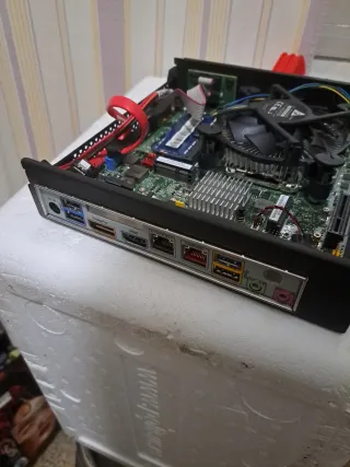 Mininpc profesional NCR