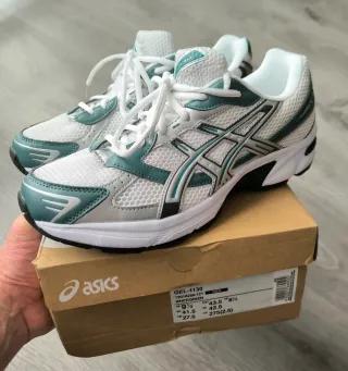 ASICS GEL-1130 Blancas/Verdes Talla 43.5 NUEVAS
