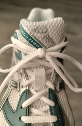 ASICS GEL-1130 Blancas/Verdes Talla 43.5 NUEVAS