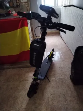 Patinete Cecotec Bongo D30