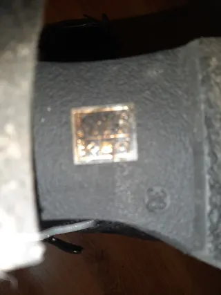 Botines Negros con Cordones y Cremallera