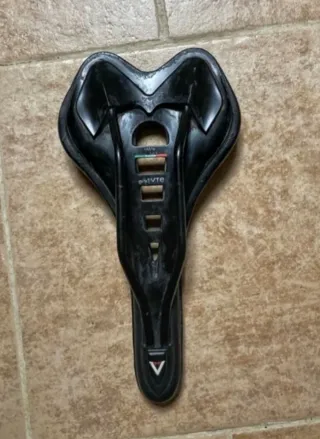 Sillín ciclismo Astvte Pilarga Negro