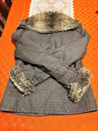 Giacca con  Pelliccia - Grigio Antracite.Taglia M