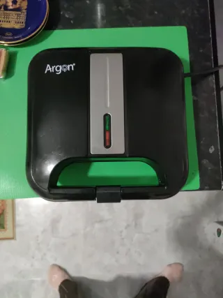 Tostadora de sándwiches pequeña