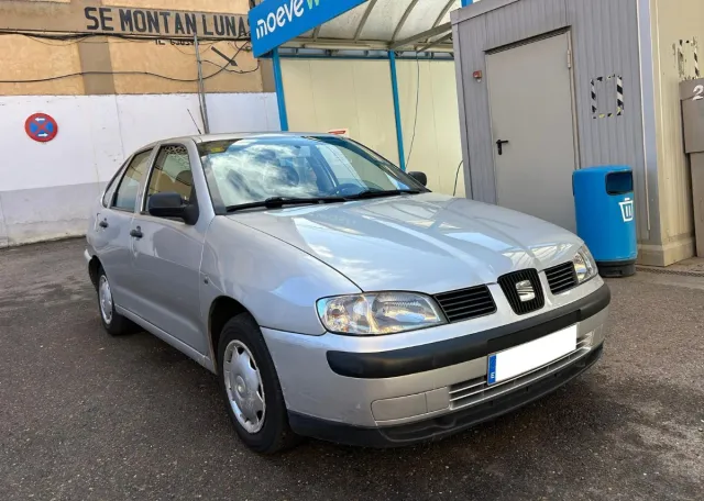 SEAT Cordoba 2002