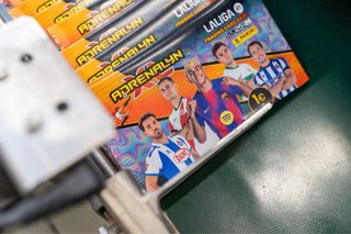 Lote 200 Cromo Adrenalyn LaLiga 2025-26 (Hector)