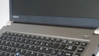 TOSHIBA ORDENADOR PORTÁTIL i7 SSD 16G RAM