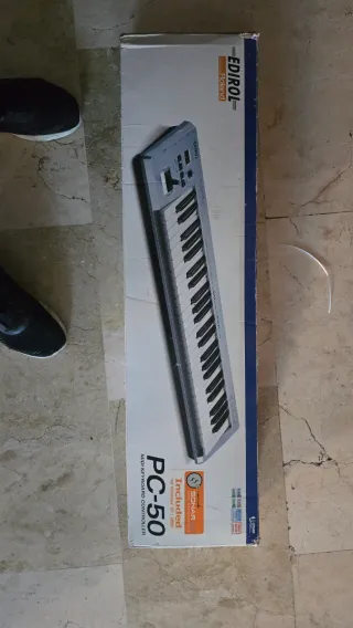 Controlador MIDI Edirol Roland PC-50