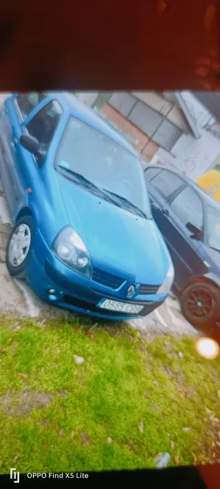 clio clio  2002