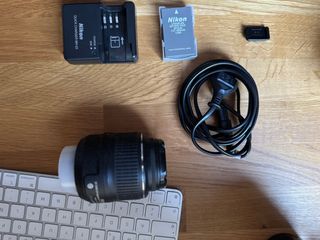 Cámara Nikon D5000 + Objetivo + Mochila