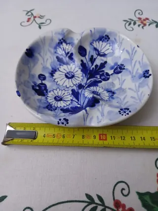 Posacenere Deruta vintage fiori blu