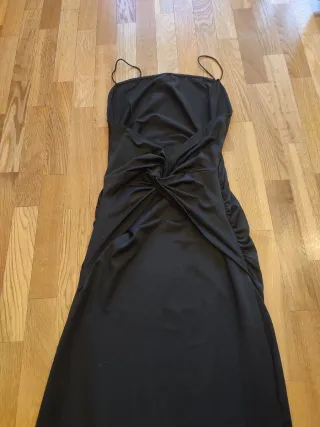 Vestido largo negro tirantes