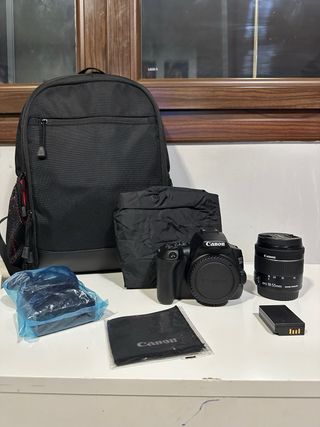 Cámara Canon EOS 250D