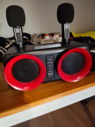 Altavoz Karaoke con 2 Micrófonos