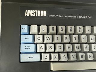 Ordenador Amstrad CPC 664 8 Bits