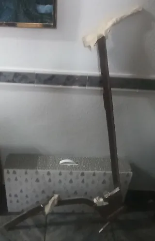 Herramienta de arar antigua