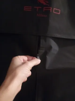 Porta abiti grigio scuro