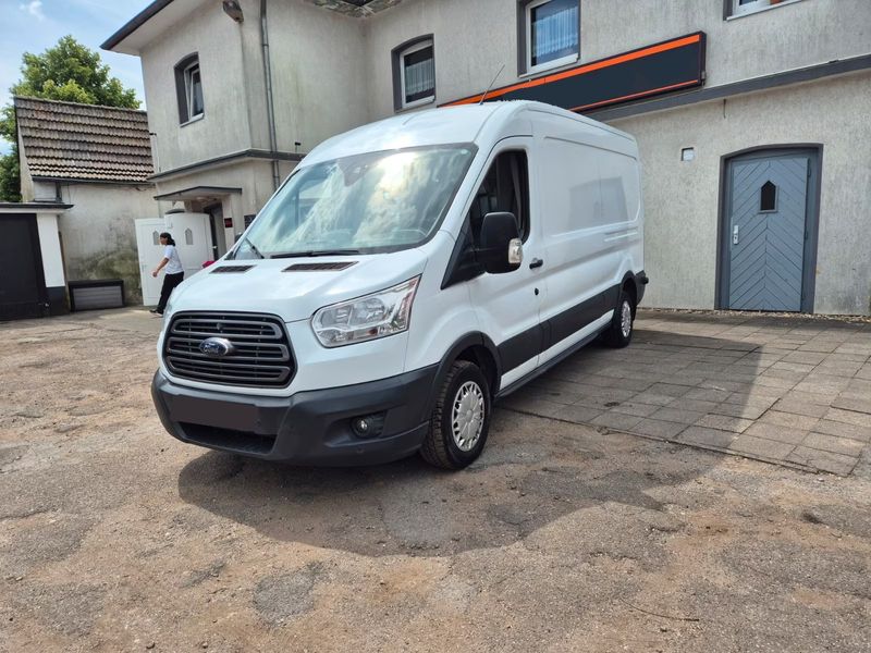 Ford Transit 2016 - foto 1