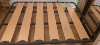 Somier con patas y colchón 150x190