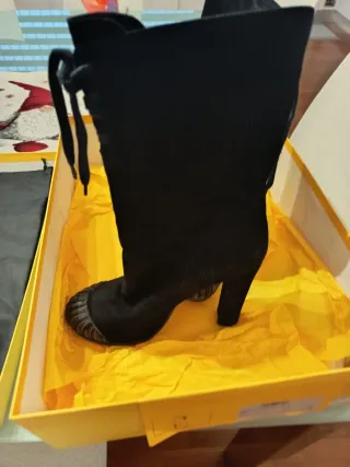 Stivaletti Fendi camoscio nero